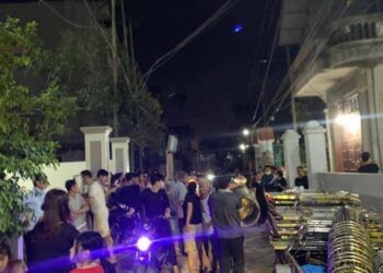 Vụ 3 con gái đốt nhà mẹ đẻ ở Hưng Yên: Cô cả đã tử vong