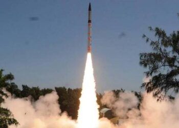 Ấn Độ phóng thành công tên lửa có khả năng mang đầu đạn hạt nhân