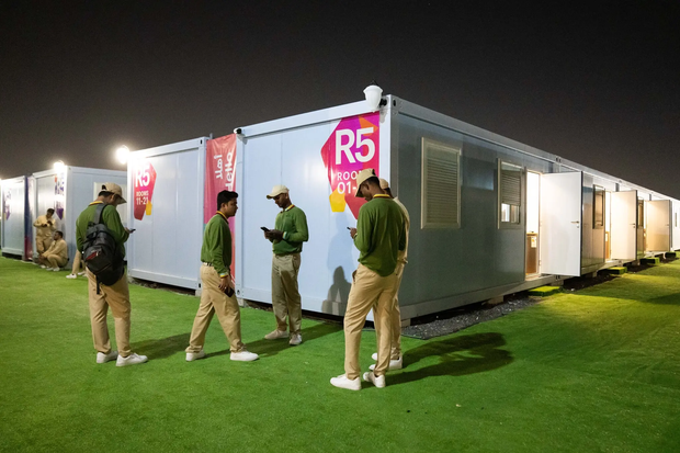 Cận cảnh căn phòng ngủ trị giá gần 5 triệu đồng/đêm trong container ở World Cup Qatar