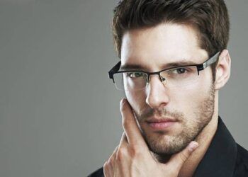 Đàn ông có 8 đặc điểm này thì càng sống càng giàu, sự nghiệp thành công, xứng đáng là bạn đời "vàng mười": Phụ nữ bỏ qua sẽ hối hận khôn nguôi