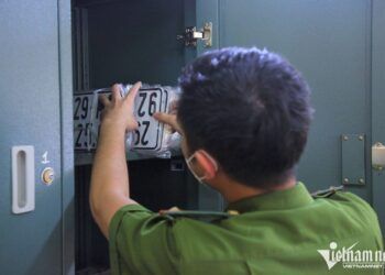 Đề xuất không phát hành biển ô tô có số cuối 49, 53