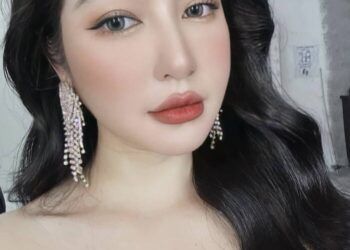 Elly Trần 'chết đứng' khi thấy chồng 'tòm tem' với 3 người phụ nữ cùng một lúc