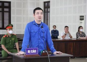 Ghen với nhân tình của vợ cũ, nam thanh niên lãnh án