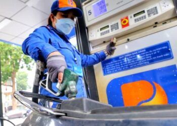 Giá xăng, dầu tăng lần thứ 3 liên tiếp