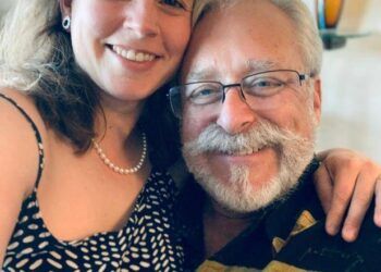 Hạnh phúc khi cưới chồng hơn 27 tuổi không phải ai cũng hiểu