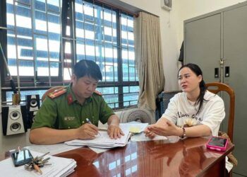 Hot girl lừa đảo Tina Duong không cần luật sư bào chữa, vì sao không được 'toại nguyện'?