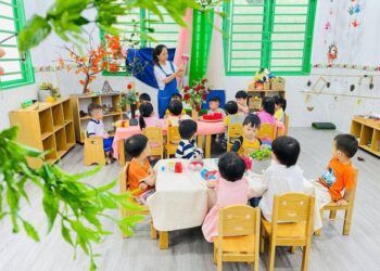 ly do me nhat quyet chon truong khong co camera cho con Phụ huynh có nên chọn trường không có camera cho con? Lý do mẹ nhất quyết chọn trường không có camera cho con