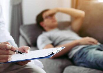 Người đàn ông nhận thông báo bị ung thư giai đoạn 4 sau biểu hiện giống cúm