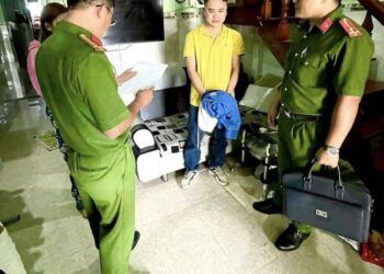 Nguyên cán bộ trại giam lừa đảo chiến sỹ nghĩa vụ để chiếm đoạt gấn 1 tỉ đồng