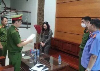 Nữ 9X dùng "độc chiêu" lừa đảo hơn 50 tỉ đồng