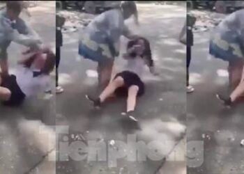 Nữ sinh trung học ở TPHCM bị "đàn chị" đánh bầm dập trên đường