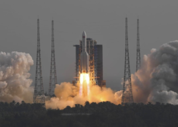 Philippines đòi Trung Quốc giải thích vụ giật lại bộ phận tên lửa