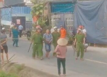 Quảng Nam: Thanh niên cầm rựa tấn công người phụ nữ dã man