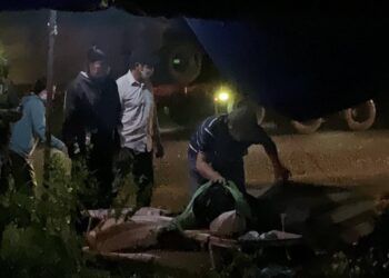 tai nan thuong tam lam 3 nguoi chet o phu yen tai xe noi lui xe lay dien thoai Vụ 3 mẹ con bị tai nạn tử vong ở Phú Yên: Tài xế nói lùi xe lấy điện thoại Tai nạn thương tâm làm 3 người chết ở Phú Yên: Tài xế nói lùi xe lấy điện thoại