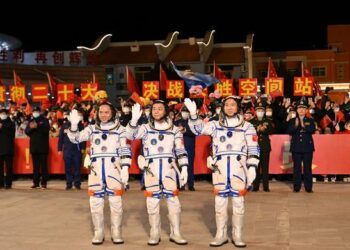 Tin thế giới 30-11: Tỉ phú Jack Ma ở ẩn bên Nhật?; Nga 'giải mật' phòng không Ukraine