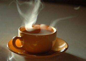 Trời lạnh nhâm nhi cốc cacao nóng thật tuyệt vời, tuy nhiên không phải ai cũng có thể vô tư uống