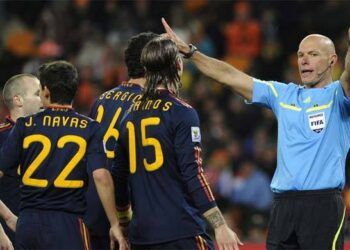 Trọng tài World Cup 2022 được trả thù lao bao nhiêu?