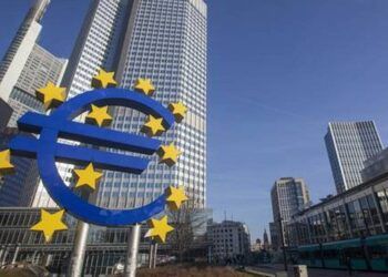 Ukraine phải mất 35 năm trả nợ cho khoản vay mới của EU