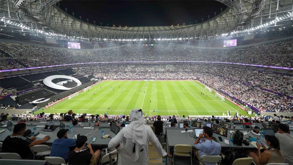 Vì sao World Cup 2022 được tổ chức vào mùa đông ở Qatar mà không phải mùa hè như thường lệ?