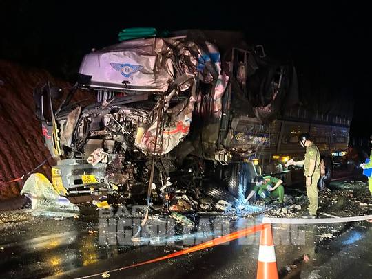 Vụ tai nạn làm 15 người thương vong: Bắt tài xế xe giường nằm