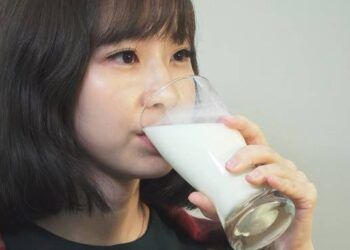 3 sai lầm khi uống sữa khiến sữa mất hết chất dinh dưỡng mà nhiều người mắc phải