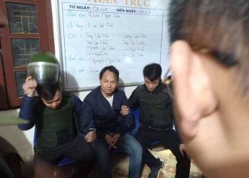 Bắt được đối tượng vận chuyển 22 bánh ma túy, dùng súng chống trả công an ở Sơn La