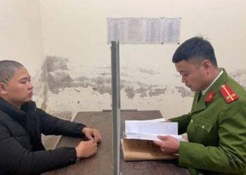 bat 14 doi tuong trong duong day ca do world cup hon 2 000 ty Bắt giữ 14 đối tượng trong đường dây cá độ bóng đá qua mạng Internet hơn 2.000 tỷ Bắt 14 đối tượng trong đường dây cá độ World Cup hơn 2.000 tỷ