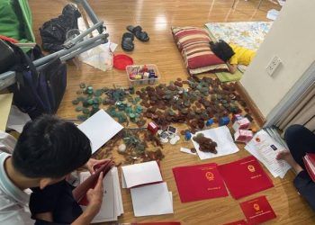 Bóc gỡ đường dây làm giả bằng cấp, thu lợi bất chính 30 tỷ đồng