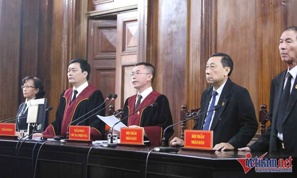 Chủ tịch địa ốc Alibaba Nguyễn Thái Luyện lãnh án tù chung thân