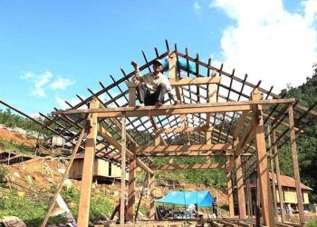 chuyen la nguoi dan thao chay khoi lang vi lien tuc bi… set danh Quảng Ngãi: Nhiều hộ dân tháo chạy khỏi làng vì liên tục bị… sét đánh Chuyện lạ: Người dân tháo chạy khỏi làng vì liên tục bị… sét đánh