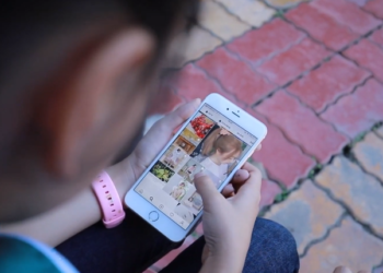 Hơn 70% dân số trên 10 tuổi của thế giới sở hữu điện thoại di động