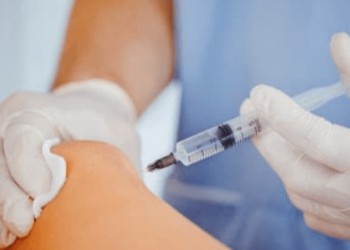 Mất khả năng "chuyện ấy" do tự bơm silicon tăng kích thước "cậu nhỏ"