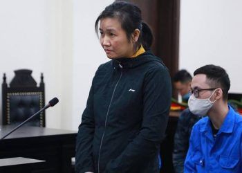 "Ngả mũ" với quy trình vận chuyển 30.000 tỷ đồng ra nước ngoài của bà trùm