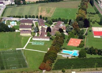 Ngôi trường đắt đỏ nhất thế giới