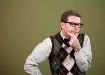 Người có 3 đặc điểm này nhìn có vẻ ngây thơ nhưng tâm cơ khó lường