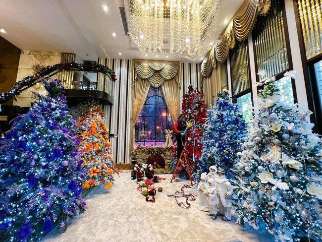 Những sao Việt 'chi bạo' trang trí nhà mùa Noel