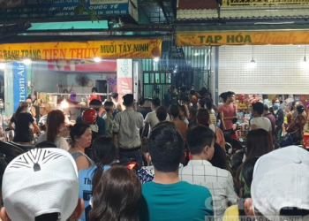 phat hien thi the nguoi dan ong phan huy trong phong tro o binh duong Bình Dương: Phát hiện thi thể nam giới đang phân hủy trong phòng trọ Phát hiện thi thể người đàn ông phân hủy trong phòng trọ ở Bình Dương