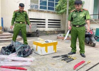 Quảng cáo vũ khí trên Tiktok, thanh niên bị công an "sờ gáy"