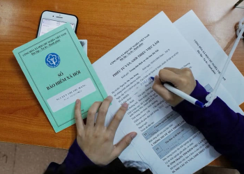 Rút BHXH một lần: Lợi trước mắt, thiệt thòi về lâu dài