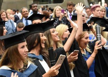 Tại sao đại học không còn là lựa chọn tối ưu?