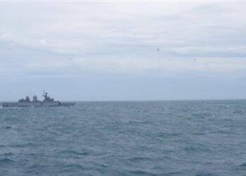 tau hai quan viet nam huan luyen chung voi tau khu truc va tau san ngam cua hai quan Tàu Hải quân Việt Nam và tàu săn ngầm của Hải quân Ấn Độ sẽ huấn luyện chung với nhau Tàu Hải quân Việt Nam huấn luyện chung với tàu khu trục và tàu săn ngầm của Hải quân Ấn Độ