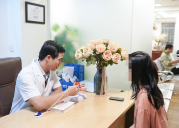 Thuốc tránh thai: Tưởng đơn giản, nhưng có người suýt chết vì xài... sai cách