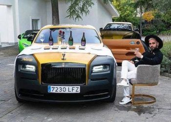 Thường xuyên đăng 3 điều này lên mạng xã hội là dấu hiệu của người EQ thấp