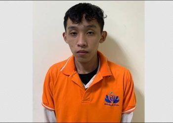 Trốn trong nhà vệ sinh nữ để rình rập trộm cắp tài sản