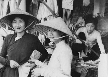 tuc nhuom rang den cua nguoi viet co tu khi nao Tục lệ nhuộm răng của người Việt có từ khi nào? Tục nhuộm răng đen của người Việt có từ khi nào?