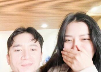 Vợ chồng Phan Mạnh Quỳnh đăng ảnh kỷ niệm 7 năm yêu, dân mạng bật cười