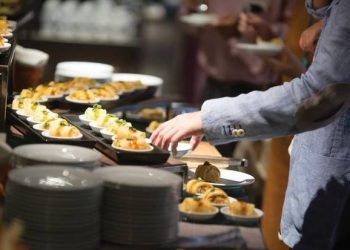 4 ngành nghề được dự đoán đột phá nhất năm 2023: Một ngành vừa ngủ vừa làm vẫn có thể hốt bạc đầy túi