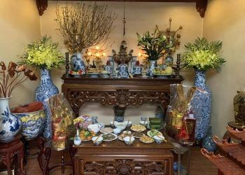 Bài trí bàn thờ ngày Tết: Tài Thần gõ cửa, Hỷ Thần nghênh đón