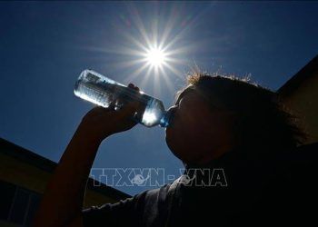 bien hoi nuoc bien thanh nuoc uong su lua chon cua tuong lai Hơi nước biển biến thành nước uống - sự lựa chọn của tương lai Biến hơi nước biển thành nước uống - sự lựa chọn của tương lai