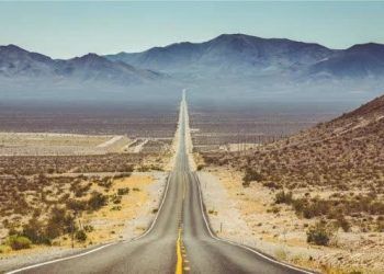 Cách sinh tồn của những người sống ở Thung lũng Chết, một trong những nơi nóng nhất trên Trái đất